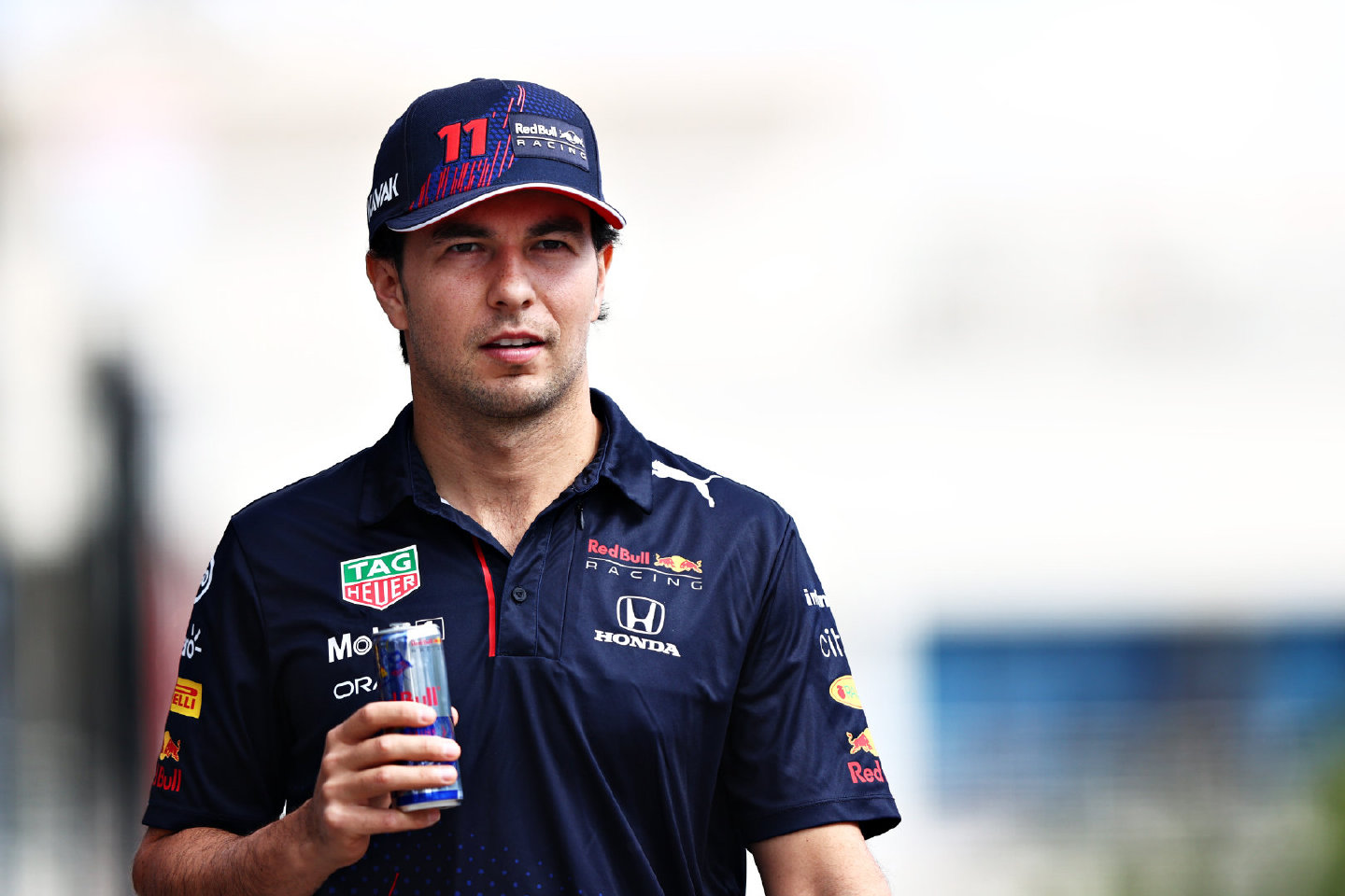 哈斯车队鏖战红牛二队，佩雷兹惊艳四座