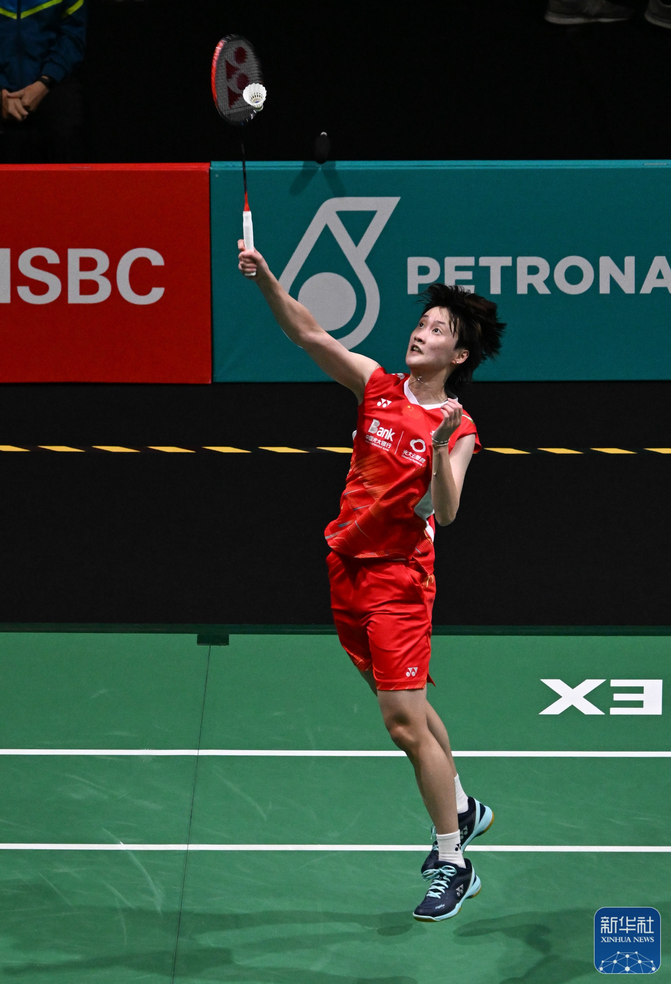 爱游戏下载-马来西亚队翻盘印尼队，陈雨菲惊艳四座