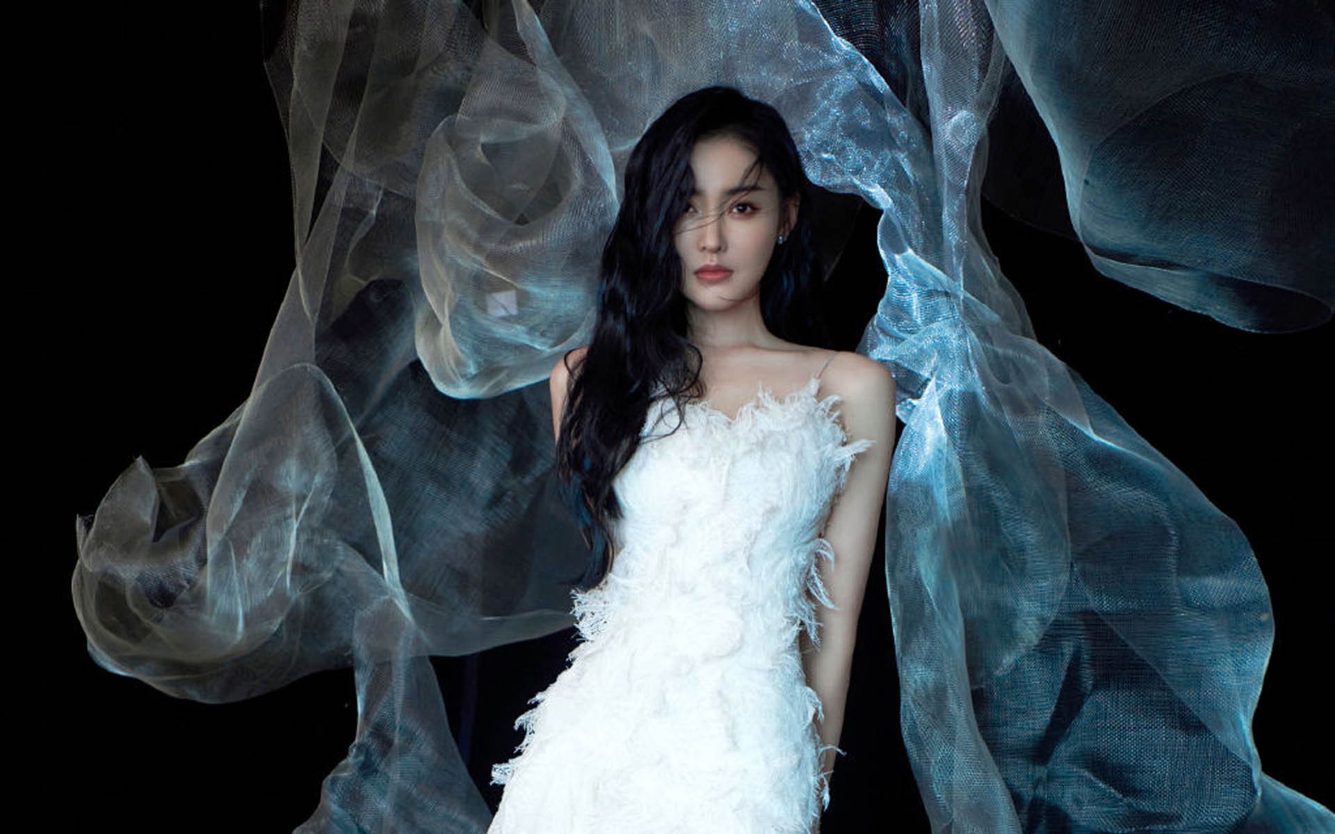 战术风暴与状态烈焰，多特蒙德集体碾压智利，格列茨曼热力投射现代前锋范本