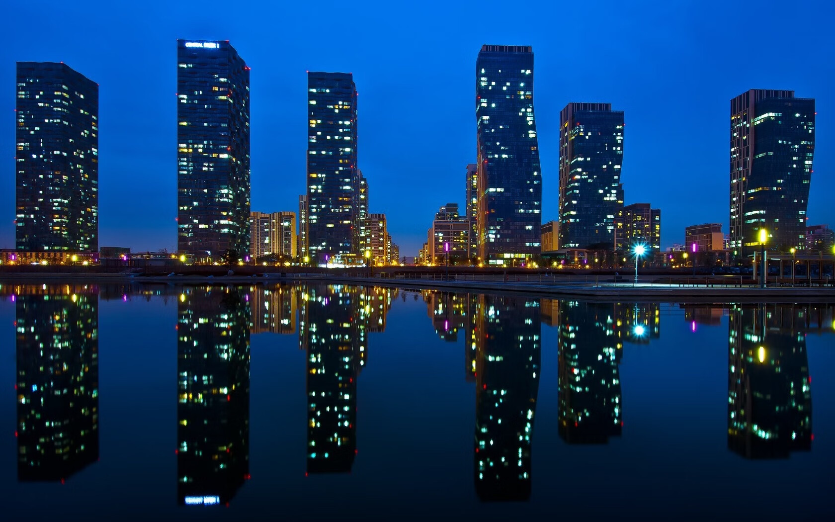 爱游戏下载-深夜的坚琴，卡马文加的加时奏鸣曲