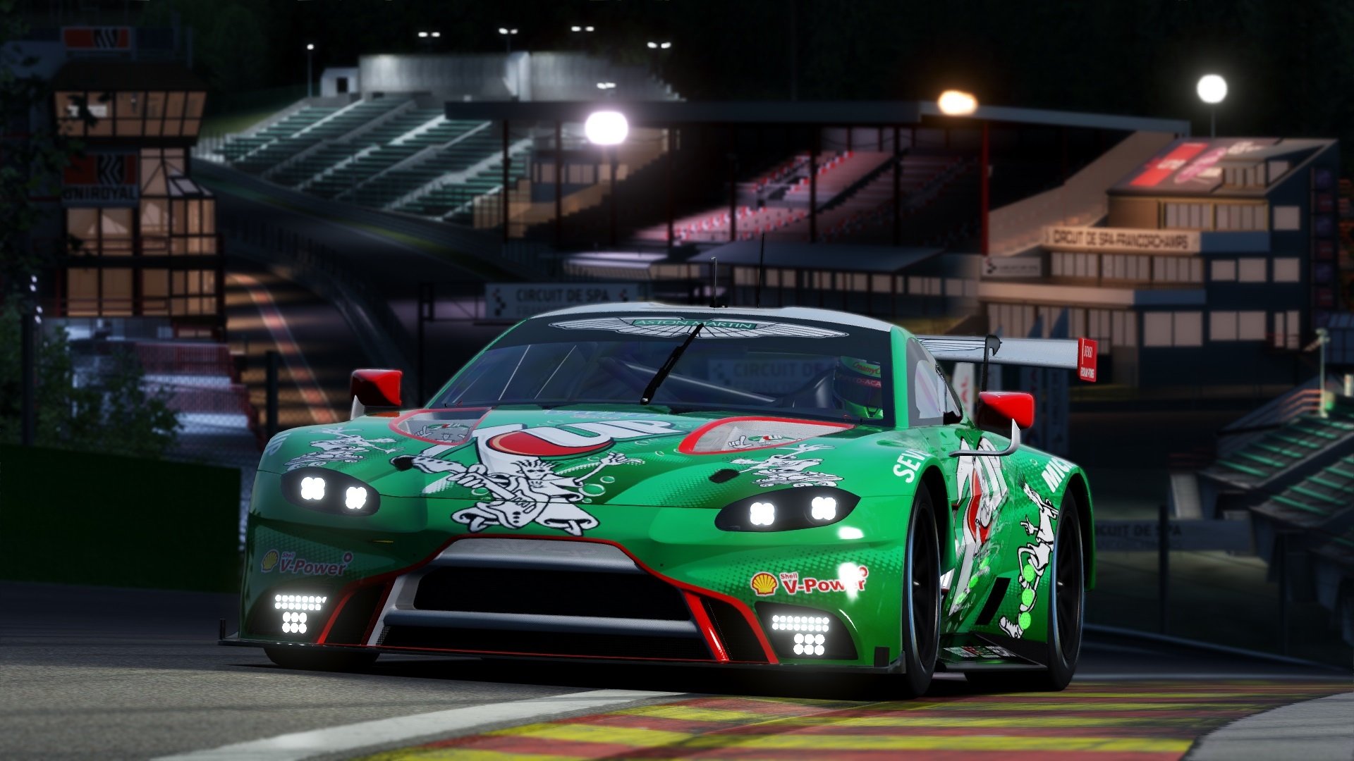 爱游戏tv-极速引爆之夜，当F1轮胎摩擦声遇见篮球刷网声