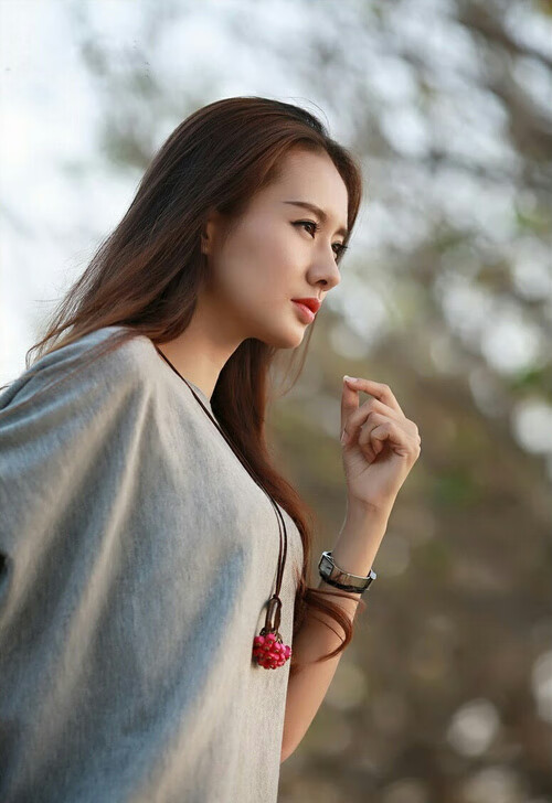 赛道与球场的双线统治，F1揭幕战中的精密计算与掘金队的战术交响