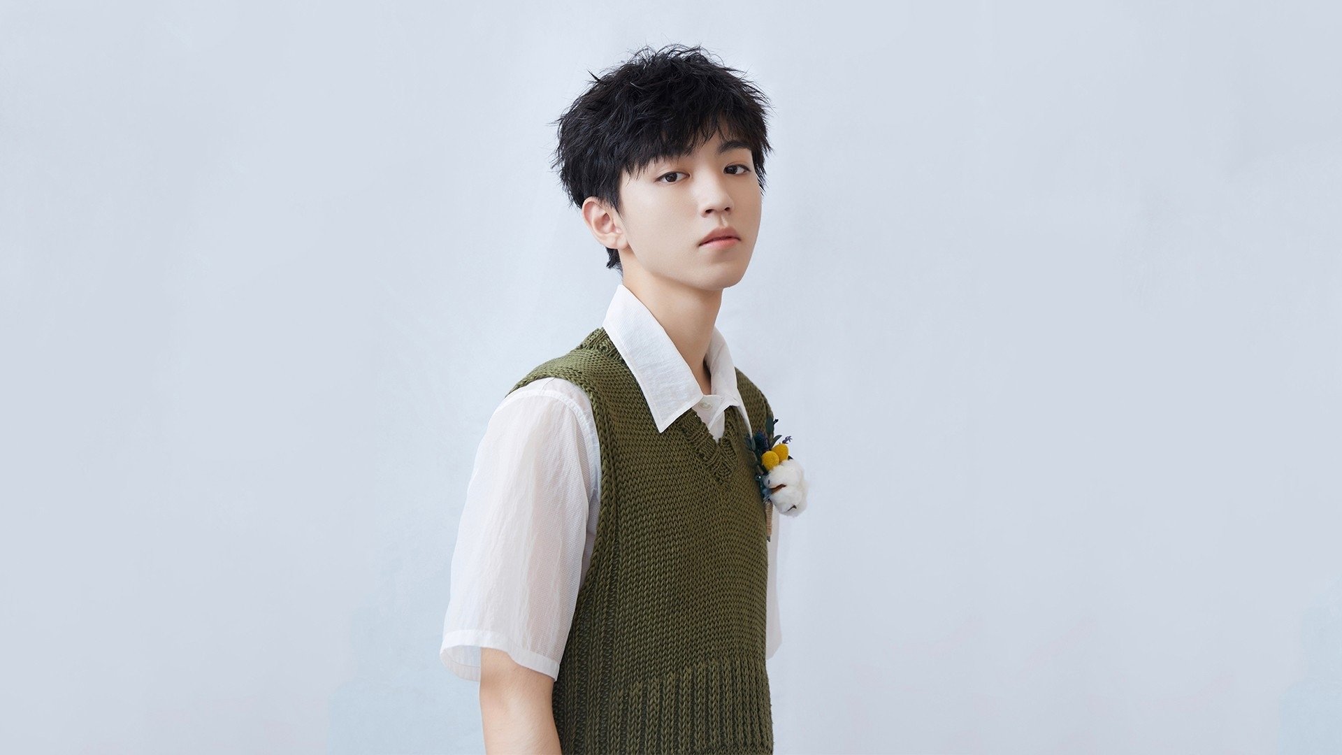 欧冠淘汰赛之夜，阿圭罗如神兵天降，进攻端无人可挡